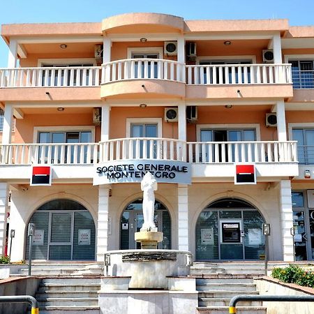 Montesun Residence Herceg Novi Eksteriør billede